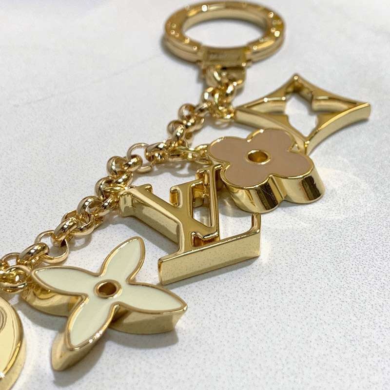 すぐ届く♡【ルイヴィトン】チェーンフルール バッグチャーム 偽物 M65111